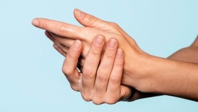 venas / hormigueo en las manos / Enfermedades que se pueden prevenir / fresas - El ‘secreto’ de los japoneses para eliminar las manchas de las manos