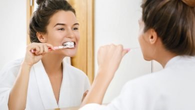 neumonía y la higiene dental / dientes amarillos