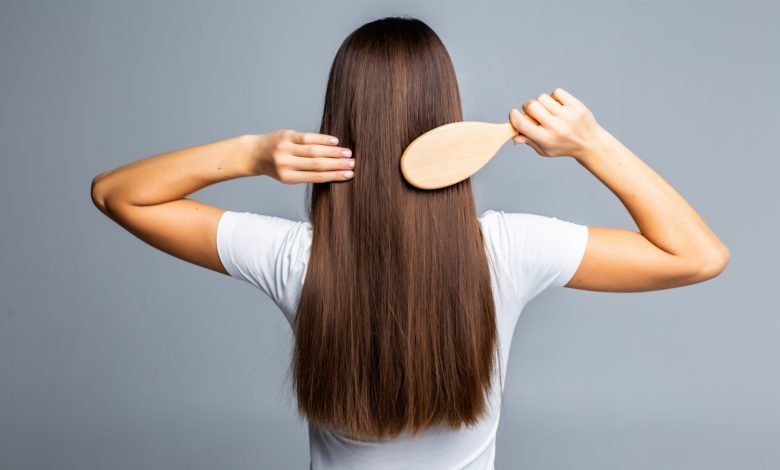 agua de romero / cabello graso / frizz / Cuánto colágeno tomar para el crecimiento del cabello - 5 técnicas eficaces para alisar el pelo sin plancha