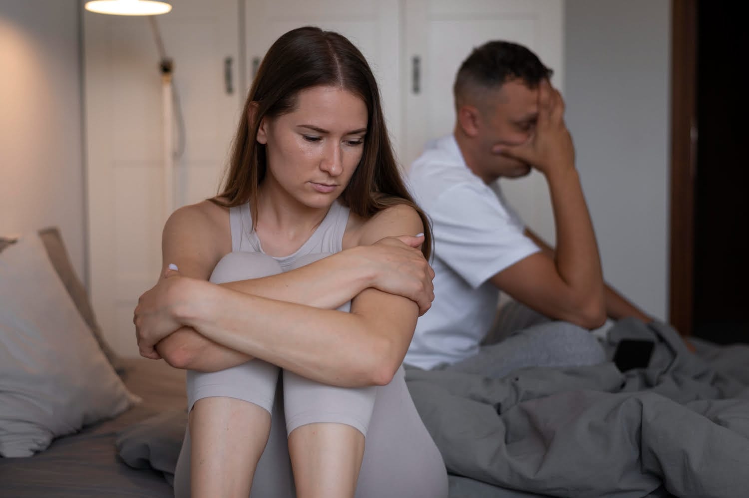 relaciones sexuales con otra persona